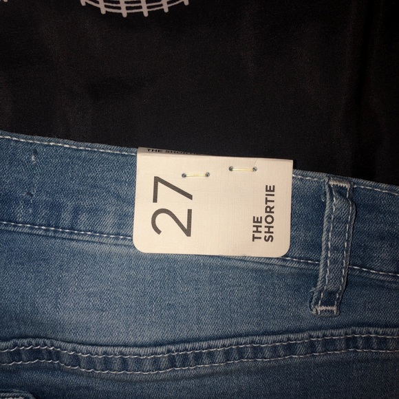 🟣DENIM SHORTS🟣 - Picture 5 of 7